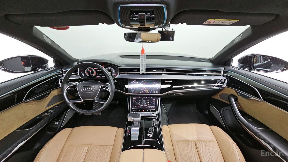 Audi A8 - фото 6