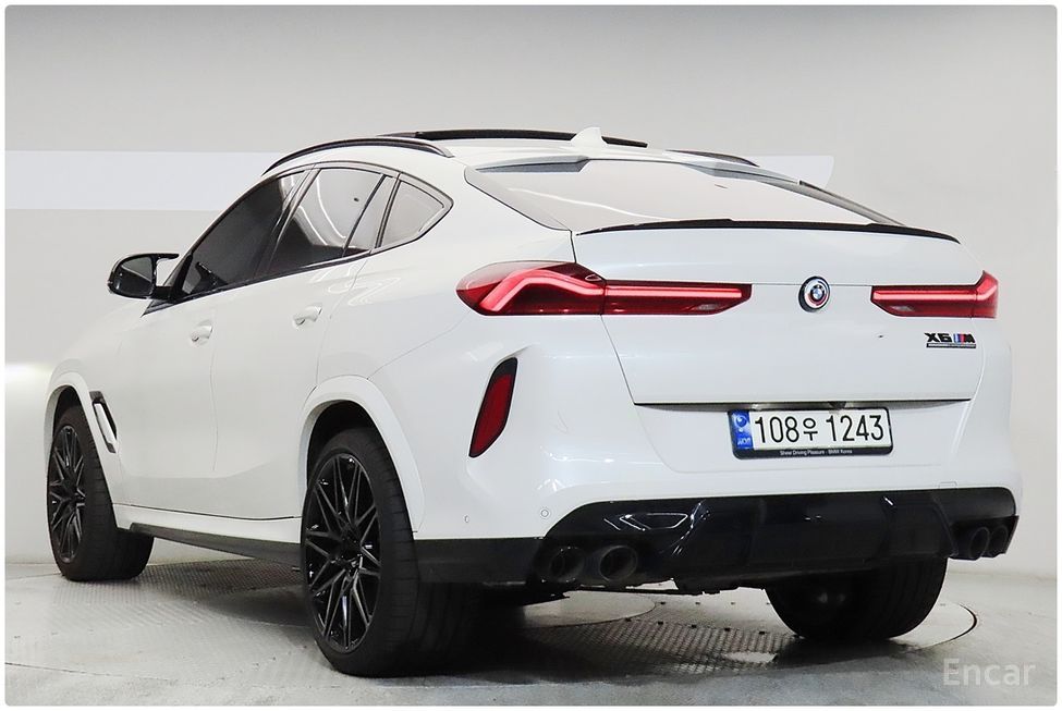 BMW X6M - фото 1