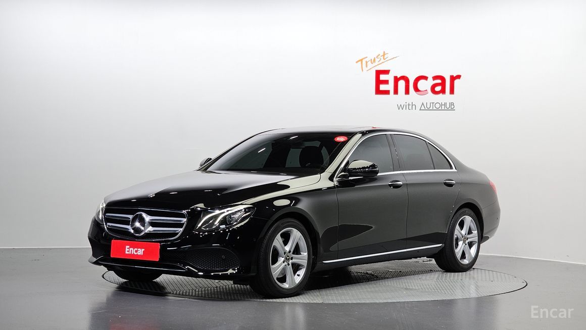 Mercedes-Benz E-Class - фото 0