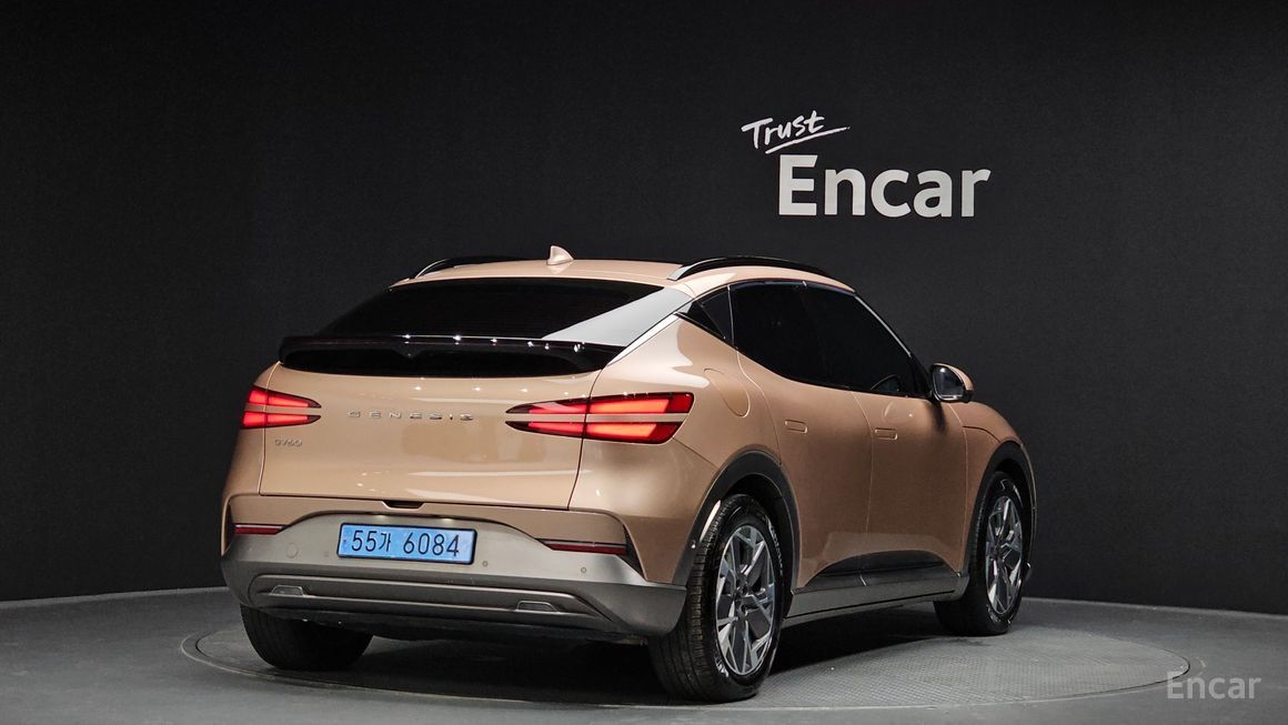 Genesis GV60 - фото 1