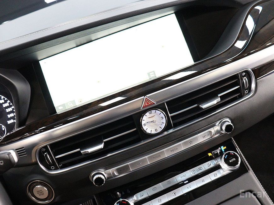 Genesis G90 - фото 5