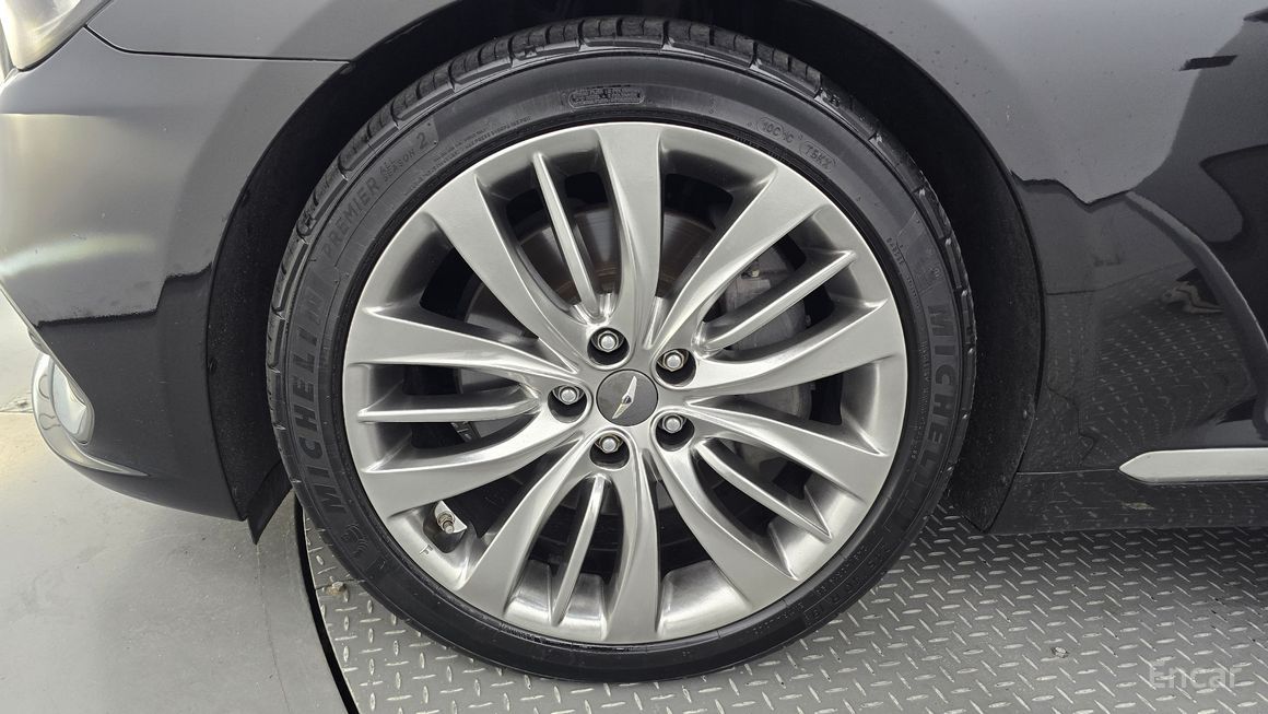 Genesis G80 - фото 4