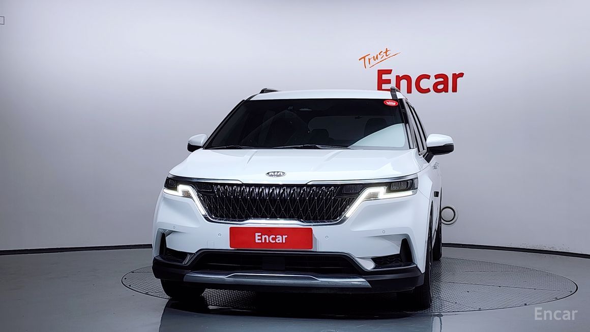 Kia Carnival - фото 2