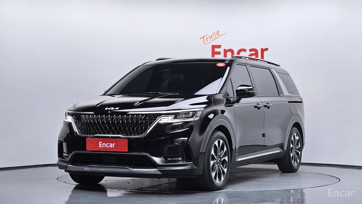 Kia Carnival - фото 0