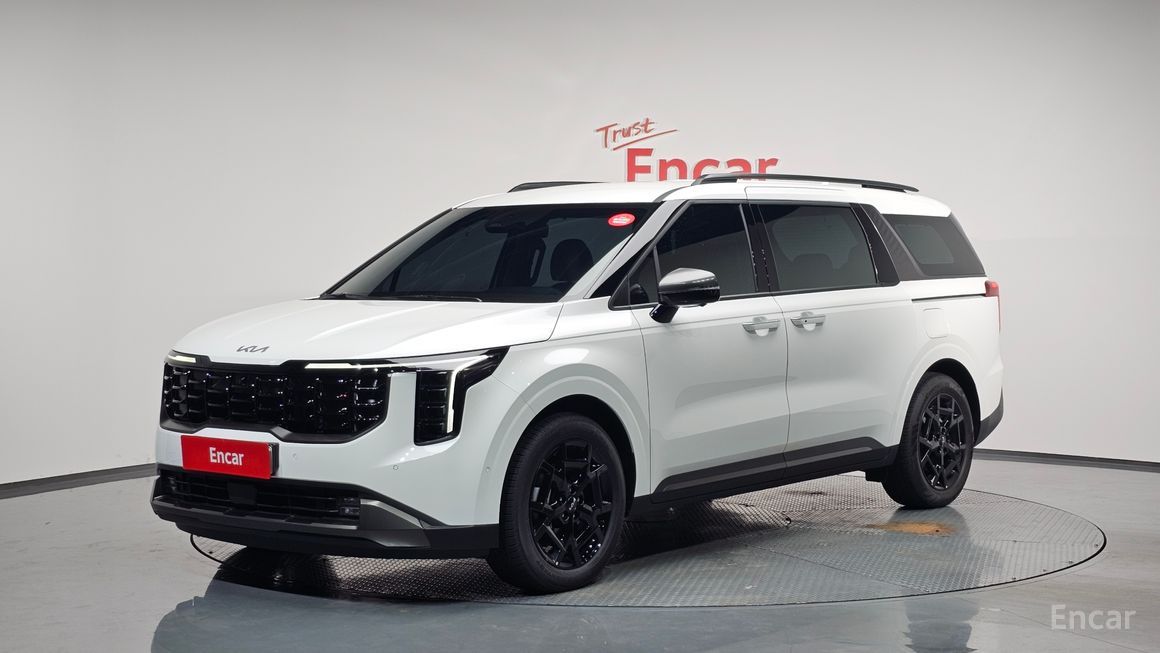 Kia Carnival - фото 0