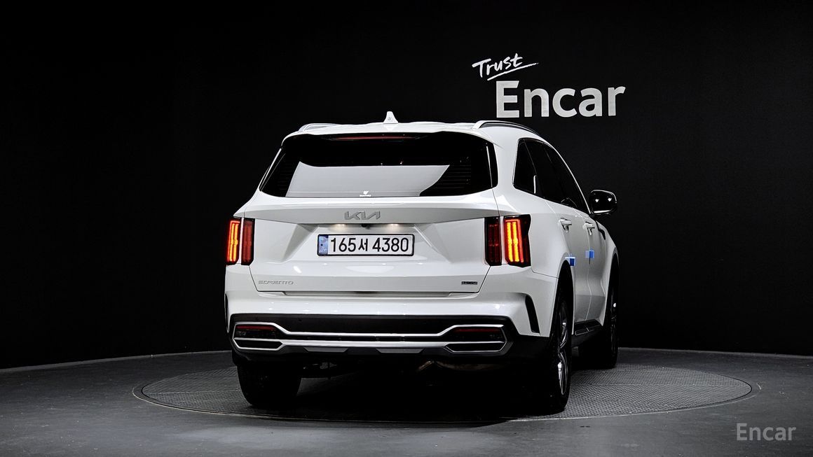 Kia Sorento - фото 3