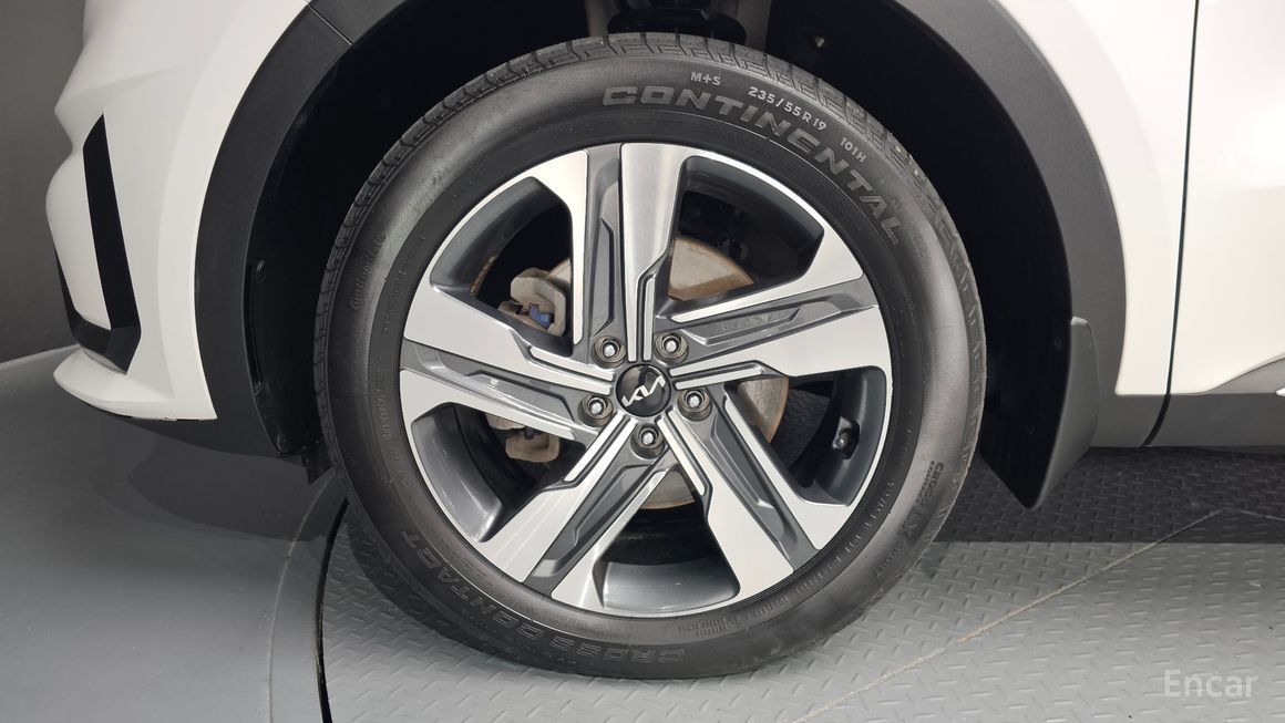 Kia Sorento - фото 4