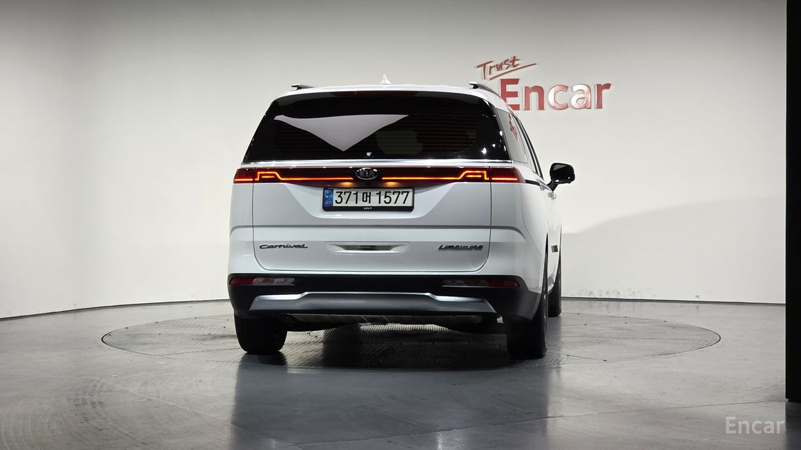 Kia Carnival - фото 3