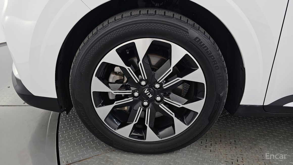 Kia Carnival - фото 4