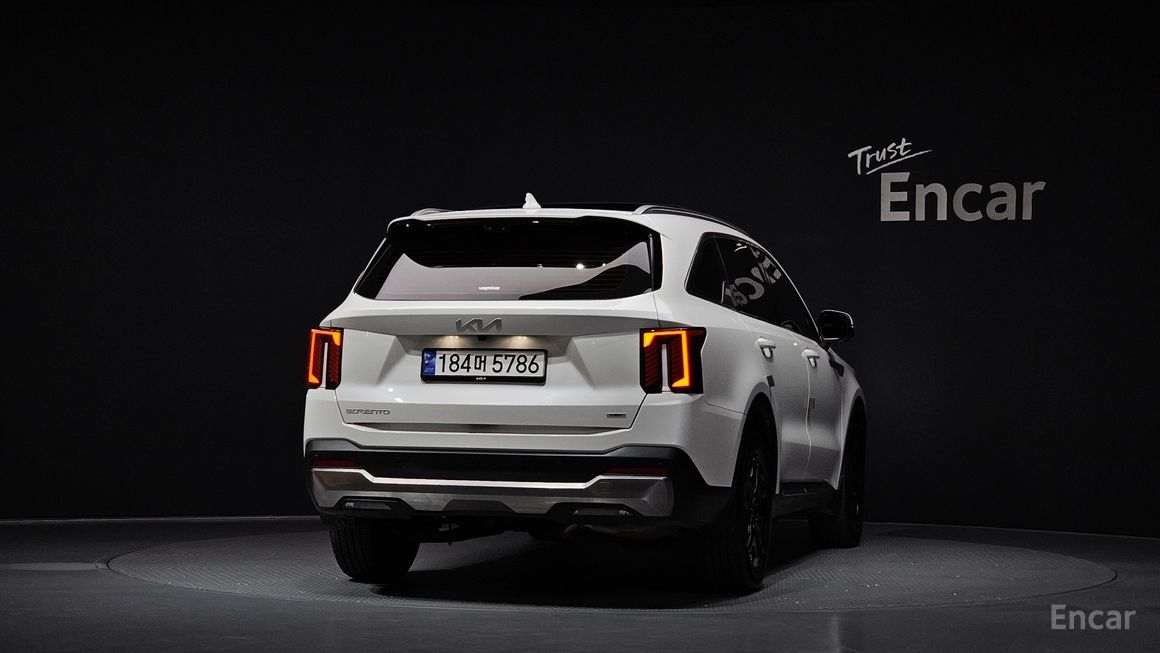 Kia Sorento - фото 3