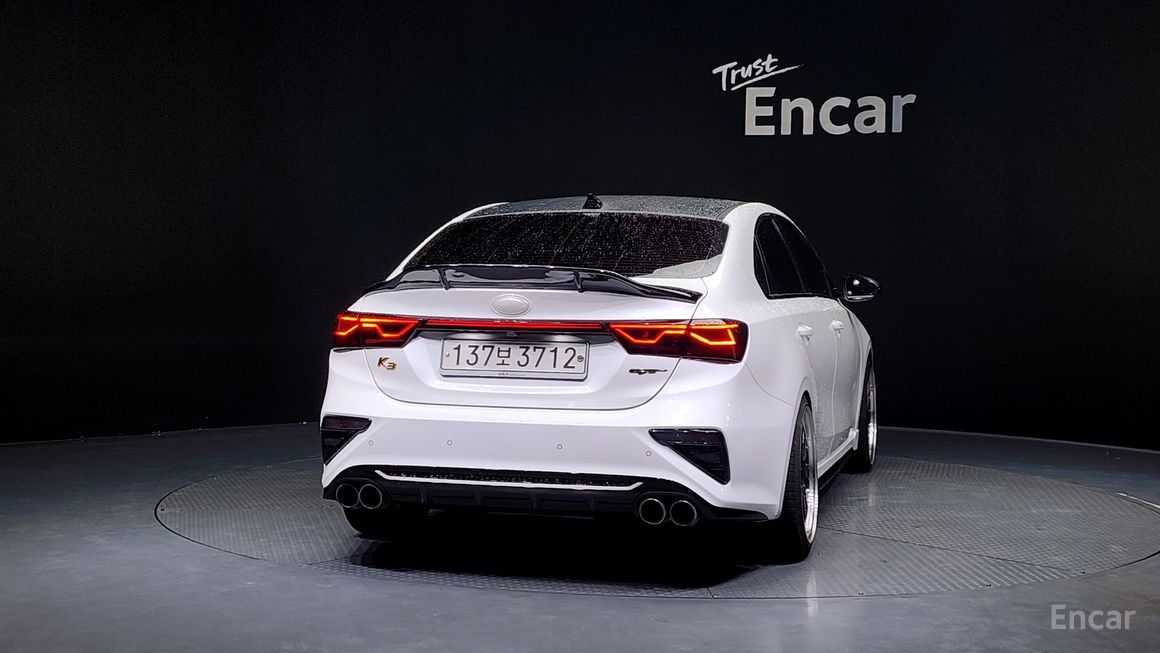 Kia K3 - фото 3