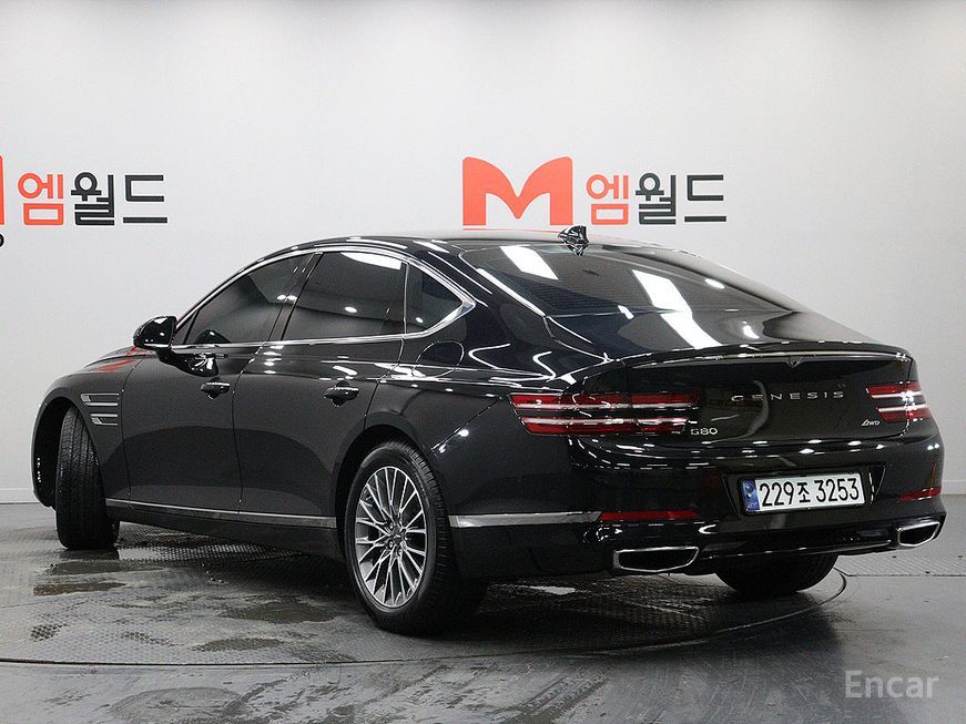 Genesis G80 - фото 3