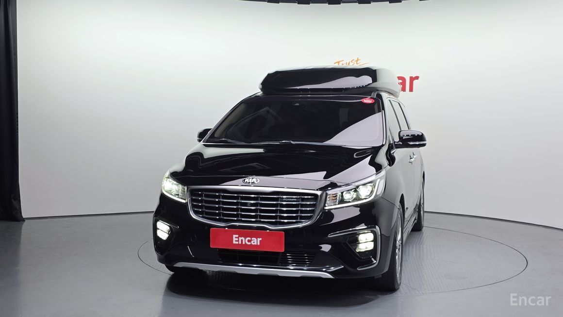 Kia Carnival - фото 2