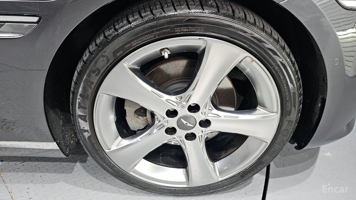 Genesis G80 - фото 4