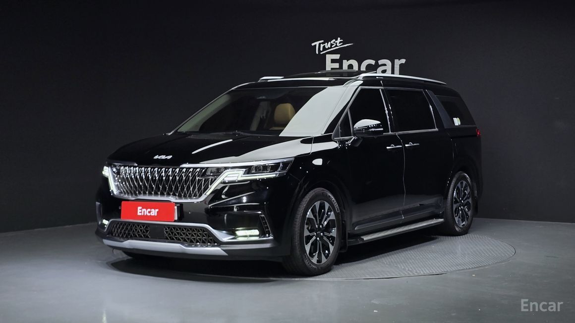 Kia Carnival - фото 0