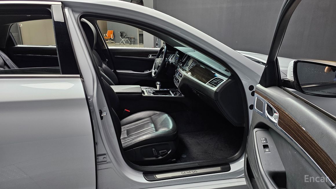 Genesis G80 - фото 6