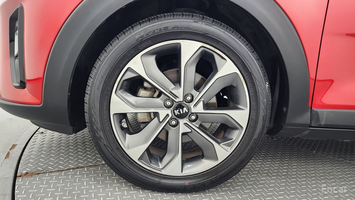 Kia Stonic - фото 4