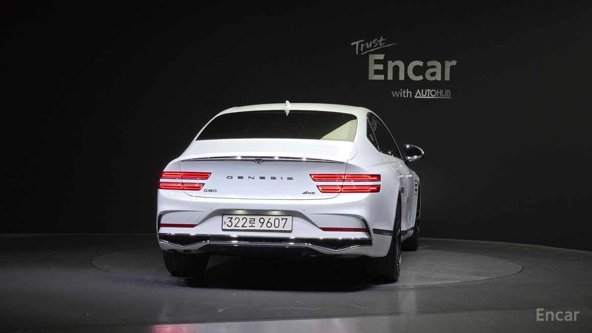 Genesis G80 - фото 3