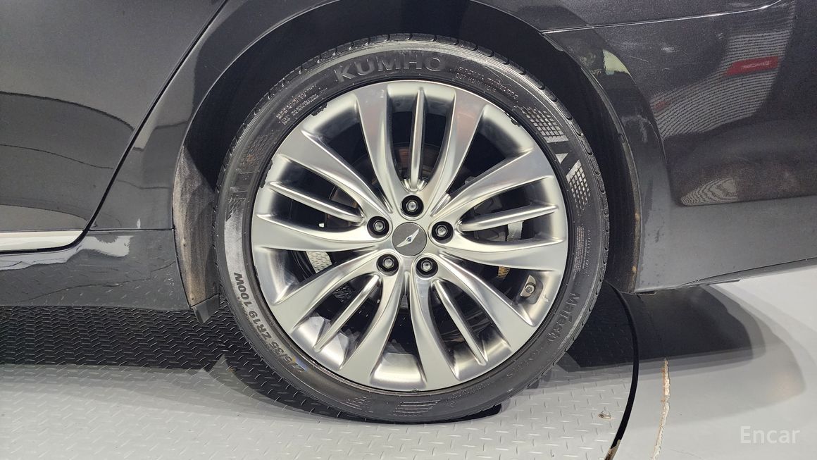 Genesis G80 - фото 4