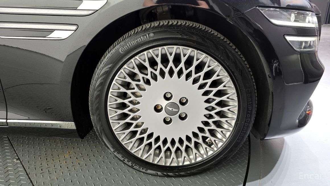 Genesis G80 - фото 4