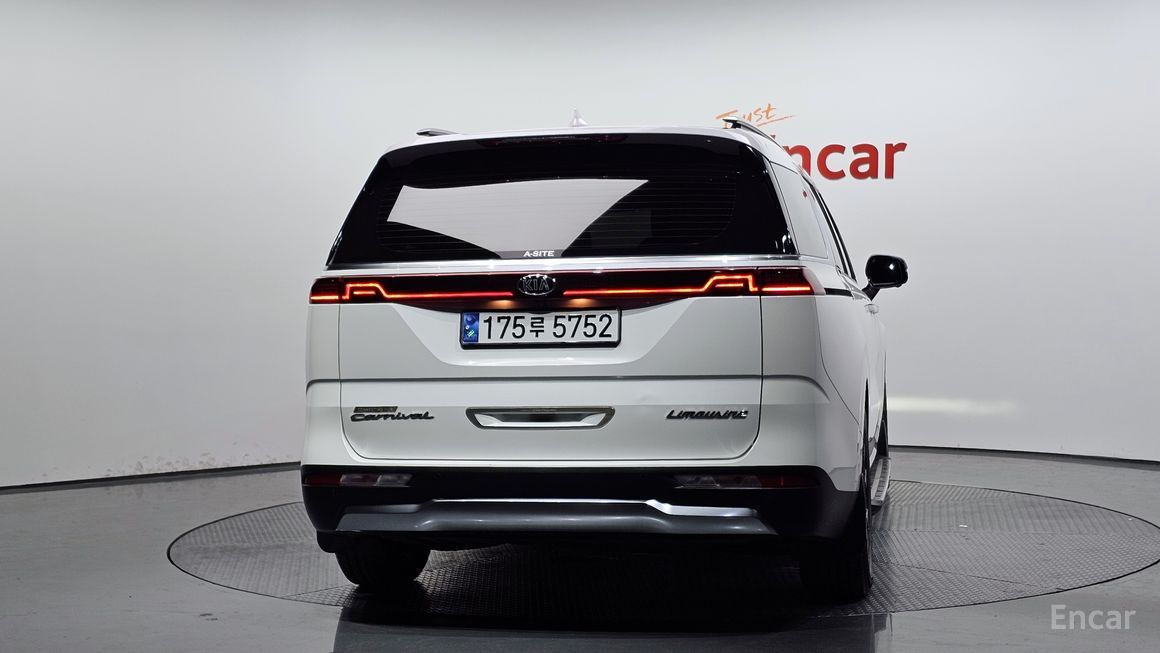 Kia Carnival - фото 3