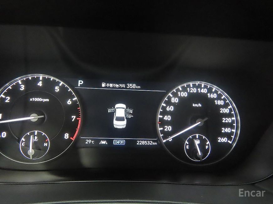 Genesis G90 - фото 5