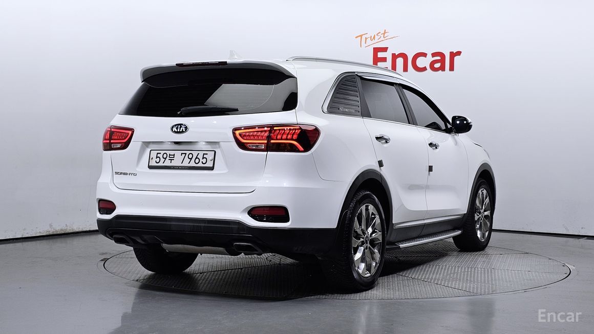 Kia Sorento - фото 1