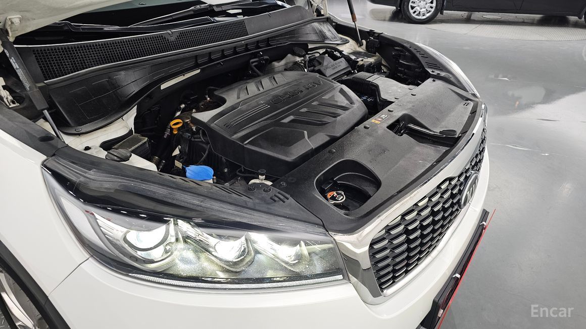 Kia Sorento - фото 5