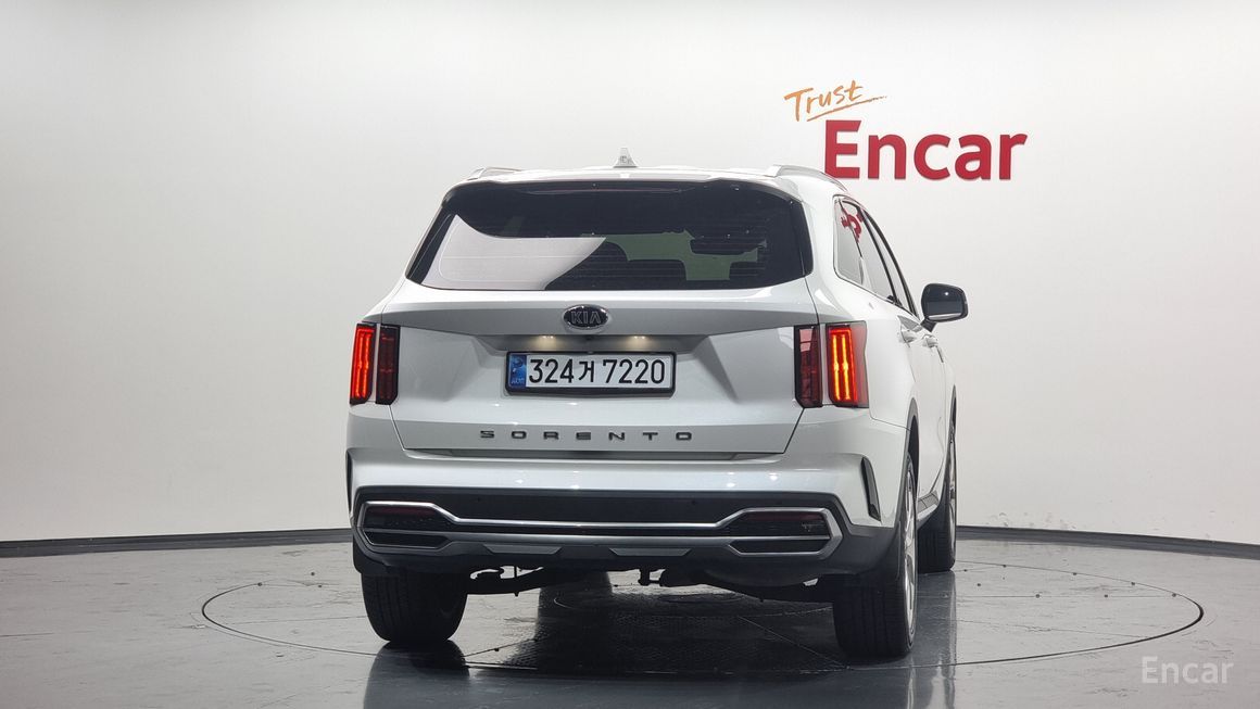 Kia Sorento - фото 3