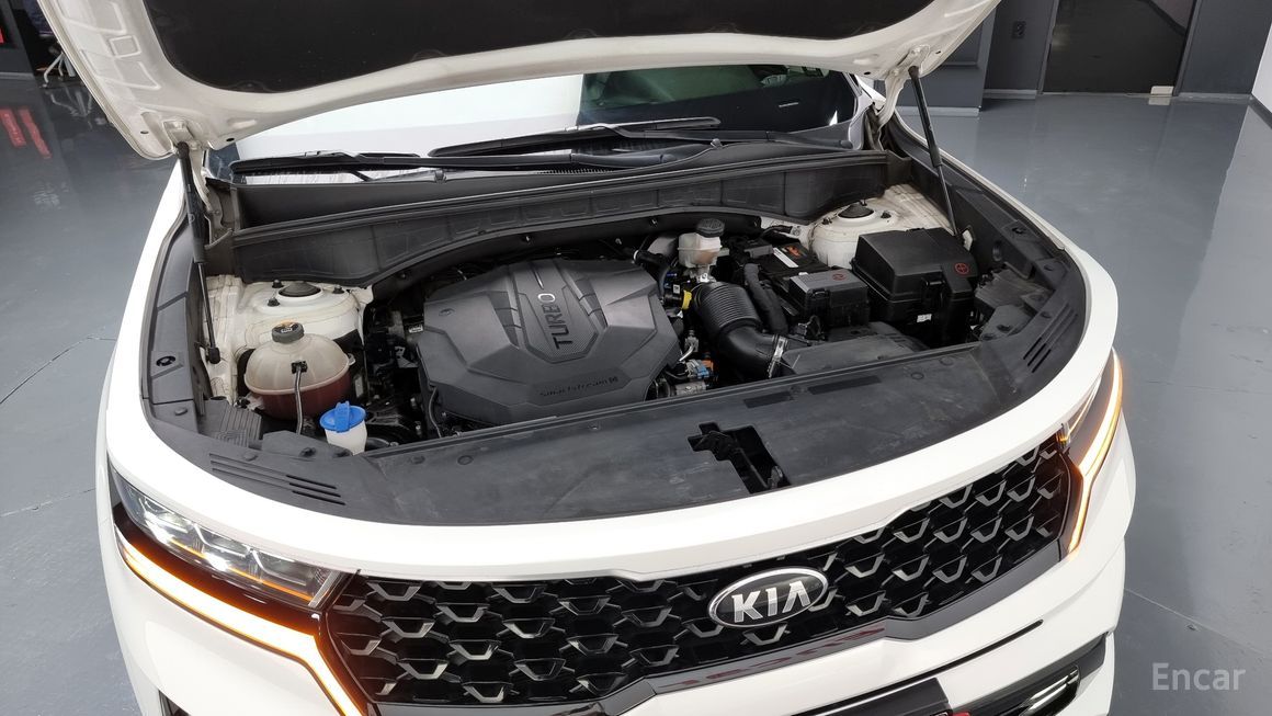 Kia Sorento - фото 5