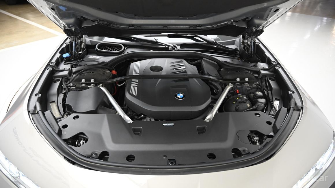 BMW 7 Series - фото 5
