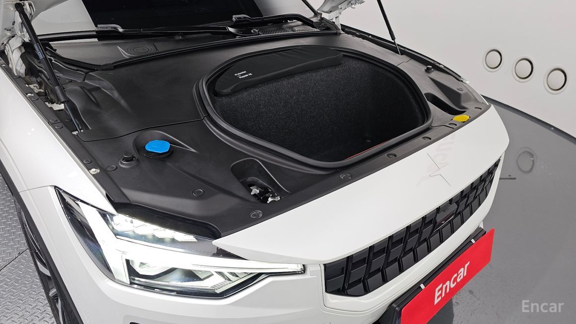 Polestar 2 - фото 5