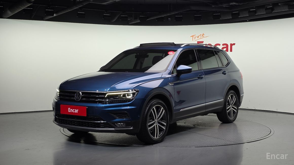Volkswagen Tiguan - фото 0