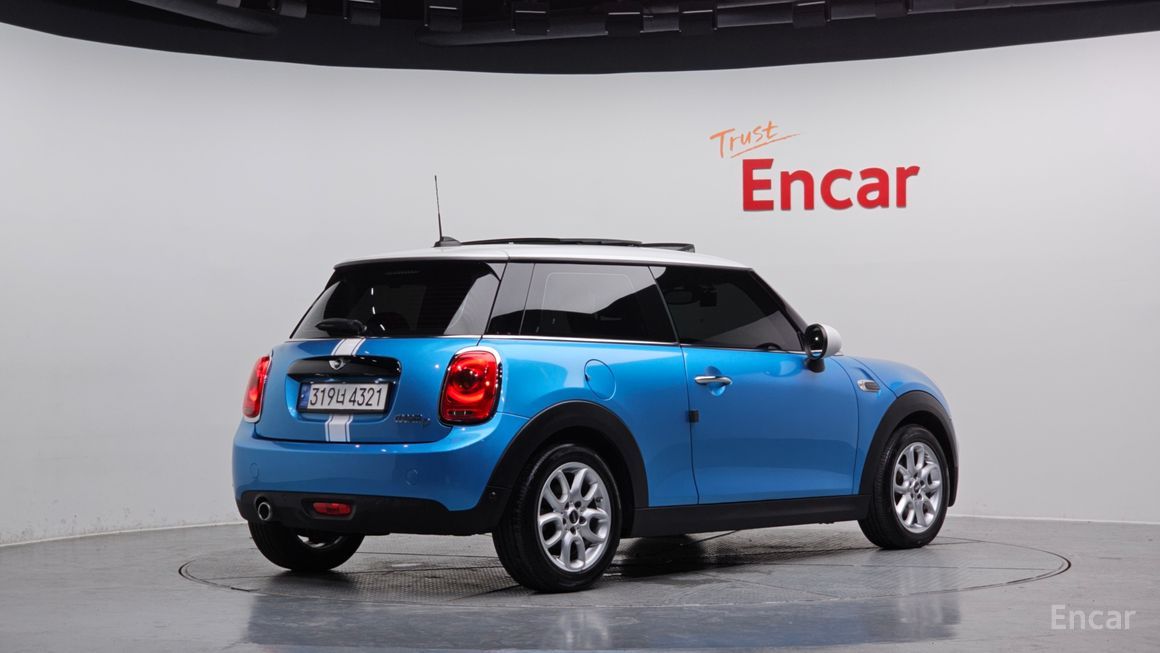 Mini Cooper - фото 1