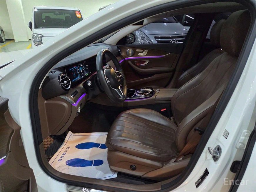 Mercedes-Benz E-Class - фото 5