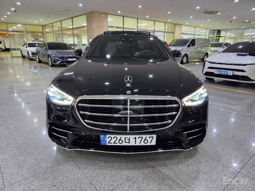 Mercedes-Benz S-Class - фото 1