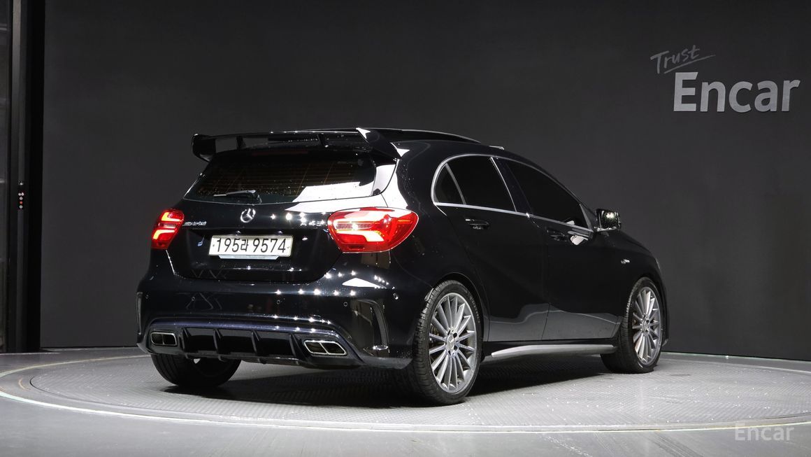 Mercedes-Benz A-Class - фото 1