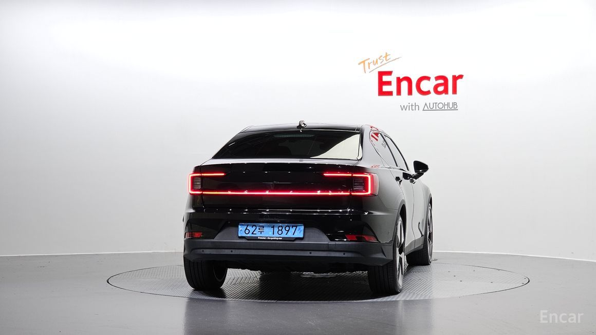 Polestar 2 - фото 3