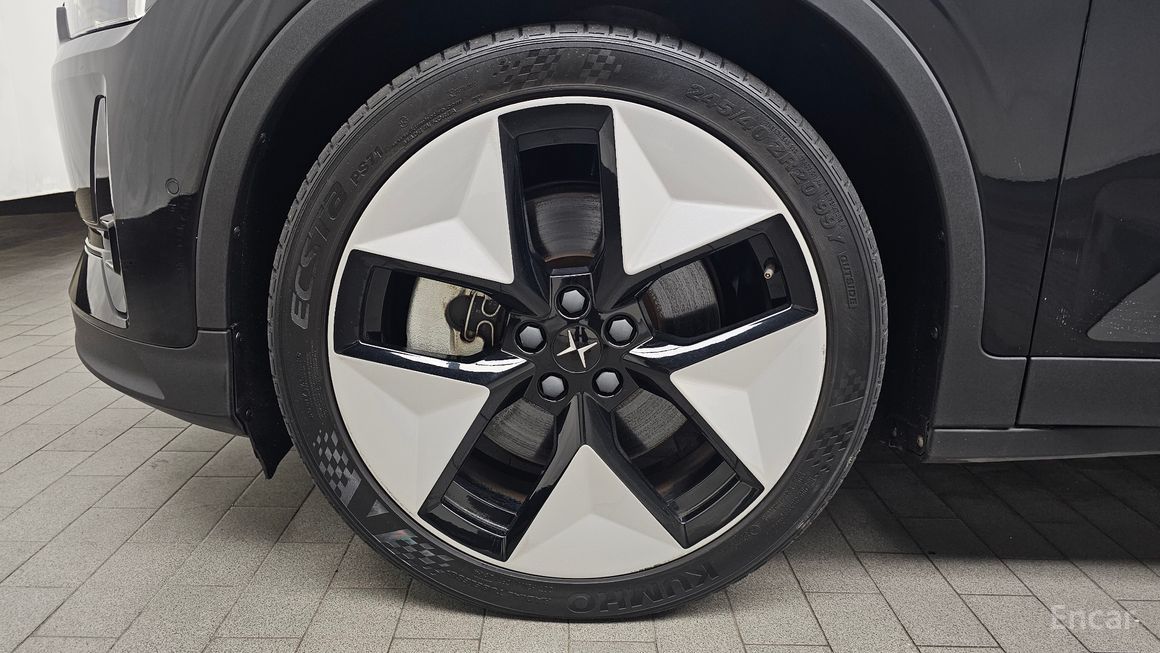 Polestar 2 - фото 4