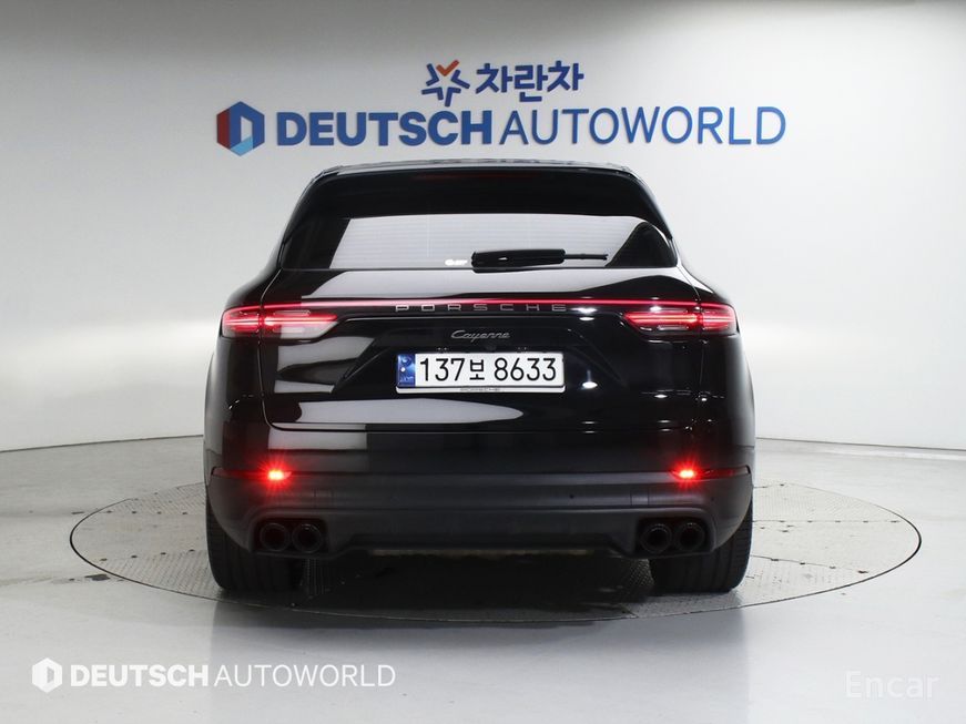 Porsche Cayenne - фото 3