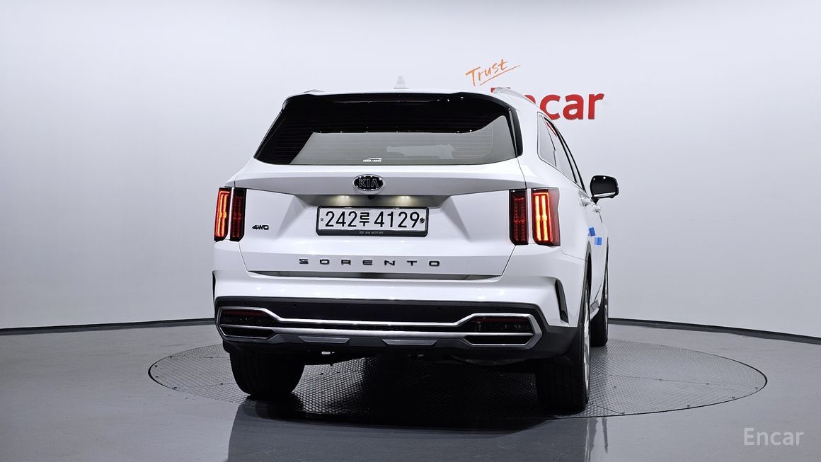 Kia Sorento - фото 6