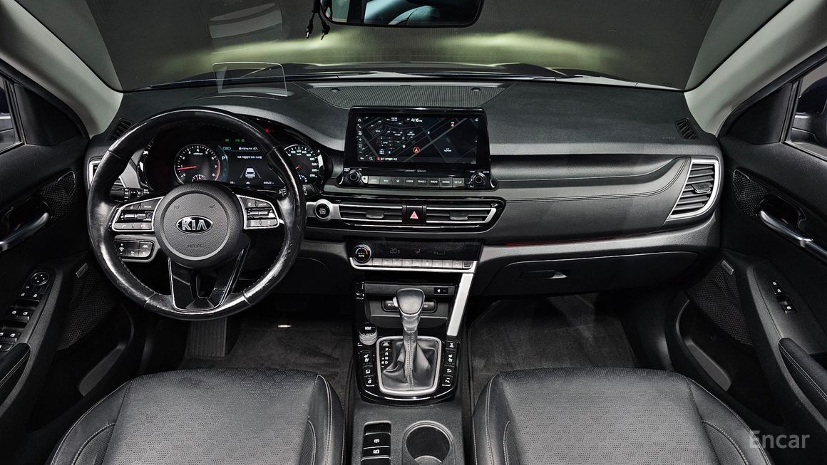 Kia Seltos - фото 6