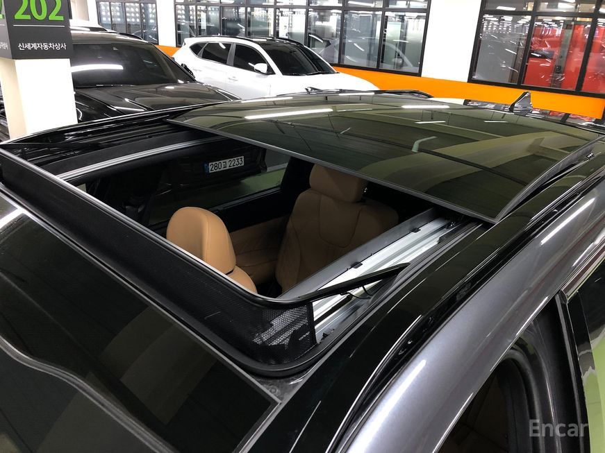 Kia Sorento - фото 4