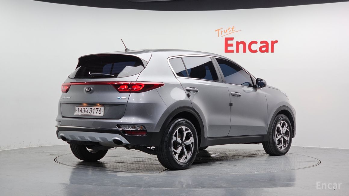 Kia Sportage - фото 1