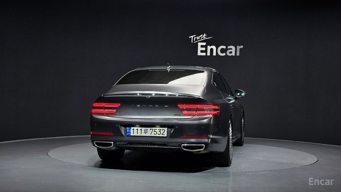 Genesis G80 - фото 3