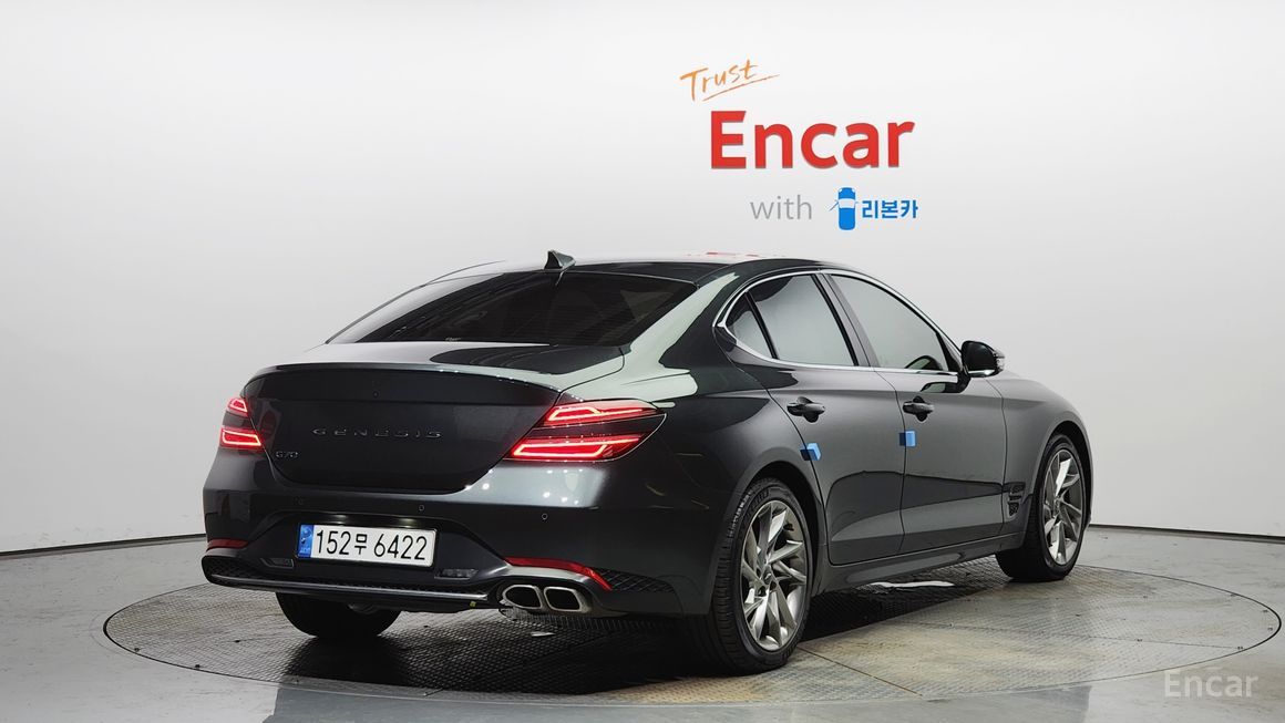 Genesis G70 - фото 1