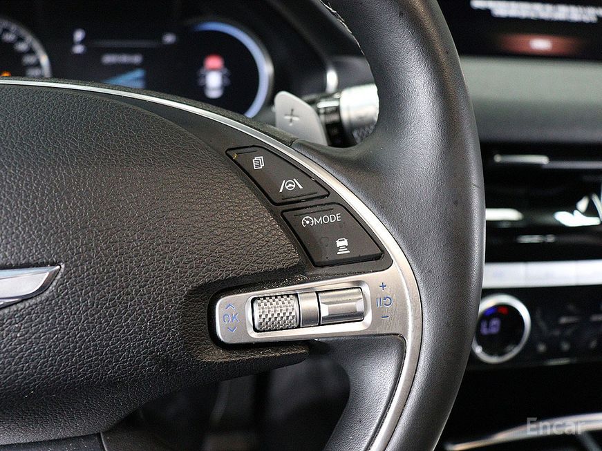 Genesis G80 - фото 6