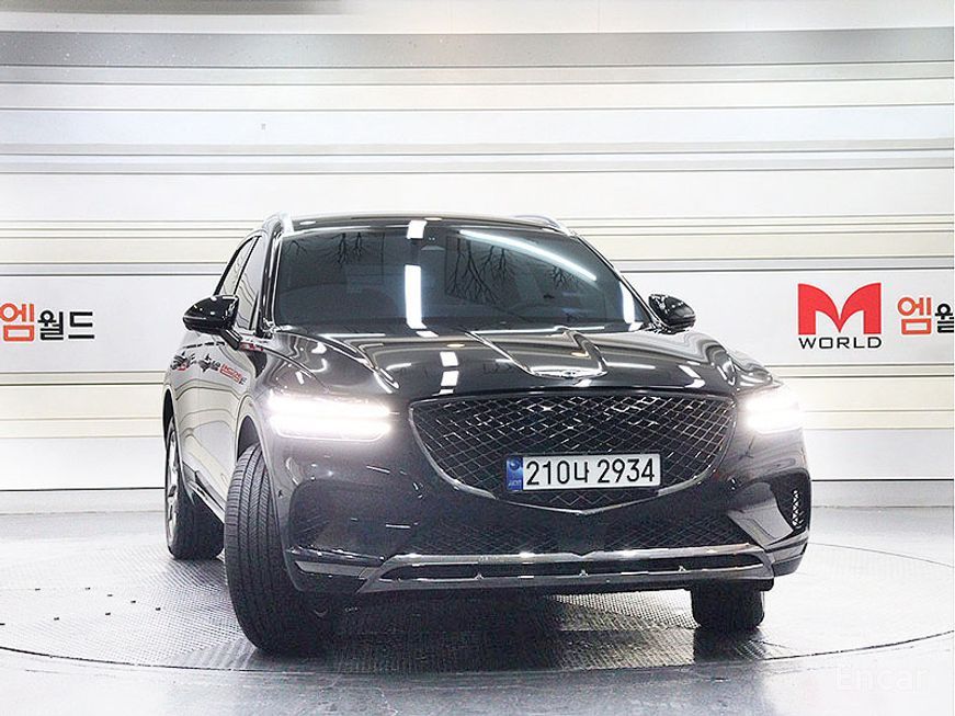 Genesis GV70 - фото 1