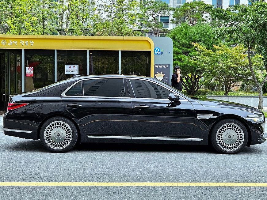 Genesis G90 - фото 3