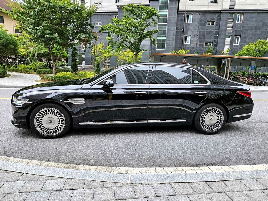 Genesis G90 - фото 4